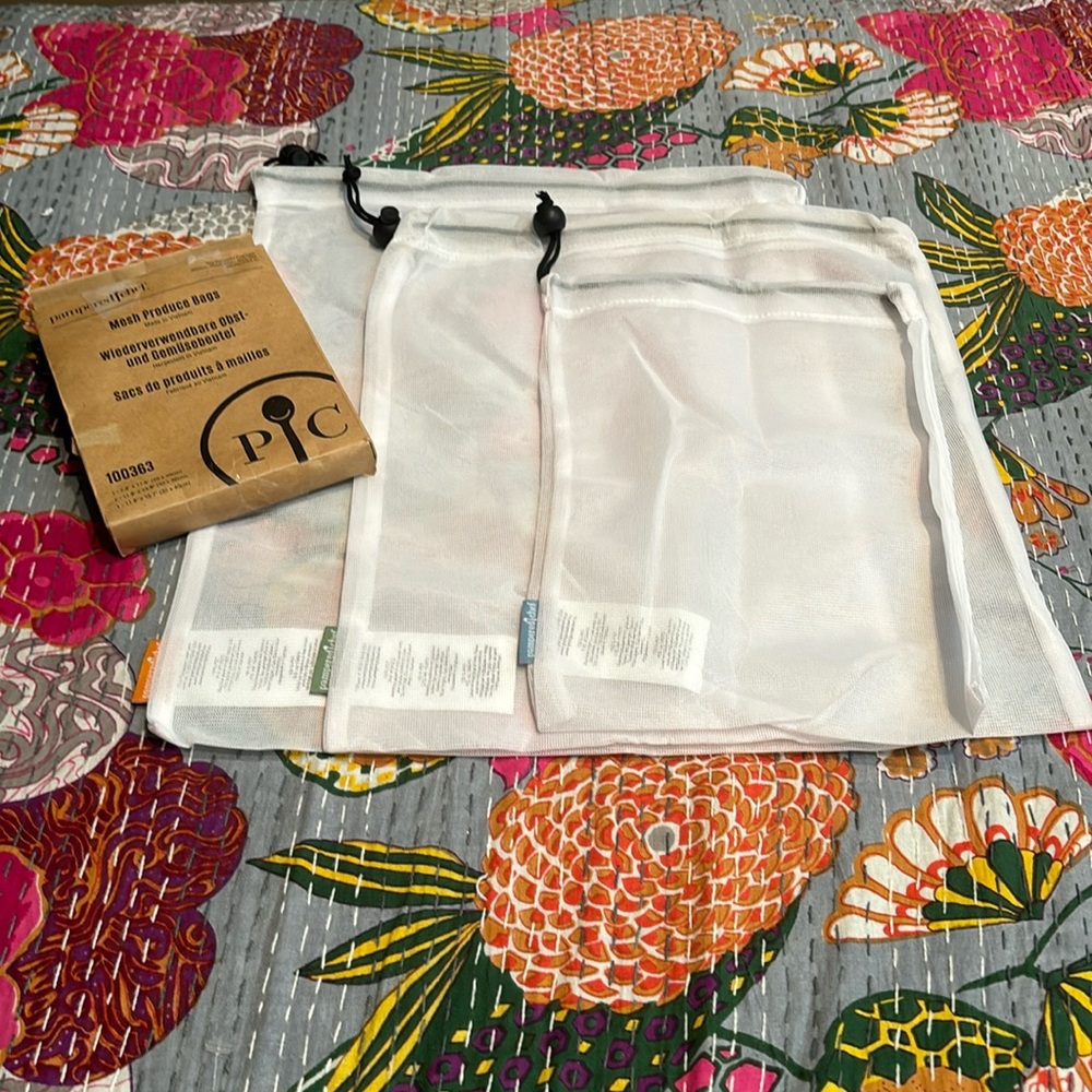 Pampered Chef ~NEW~ MESH PRODUCE BAGS - Set of 3 - Reusable - Sustainable